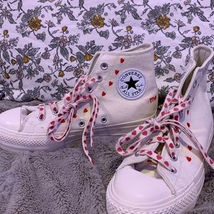 Size 9 limited edition valentine’s day converse, with extra set of white laces